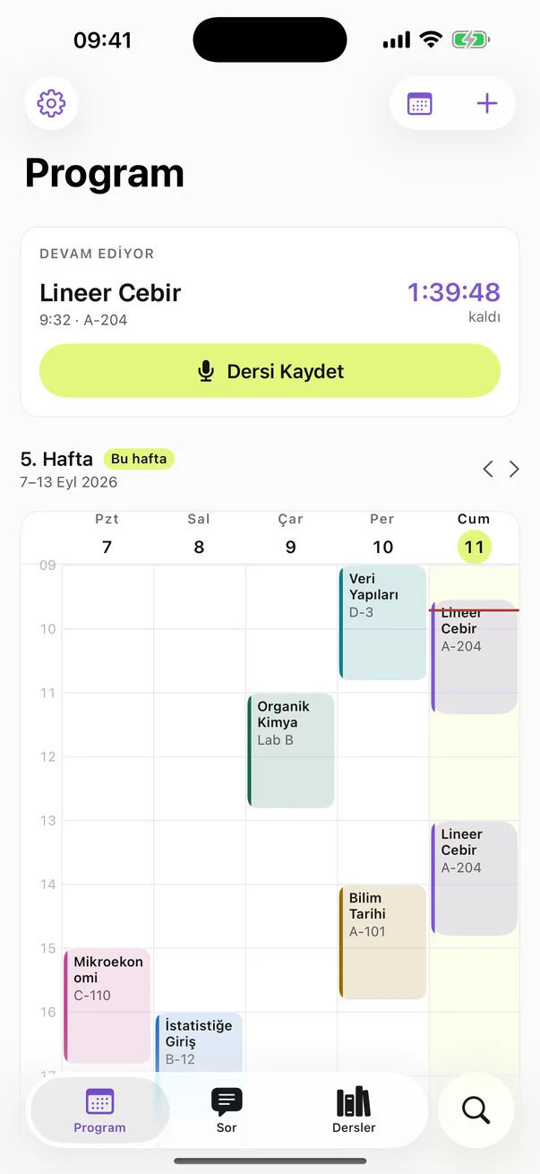 Cathedra'nın Program ekranı: haftanın ders programı, devam eden ders ve onu kaydetme düğmesi